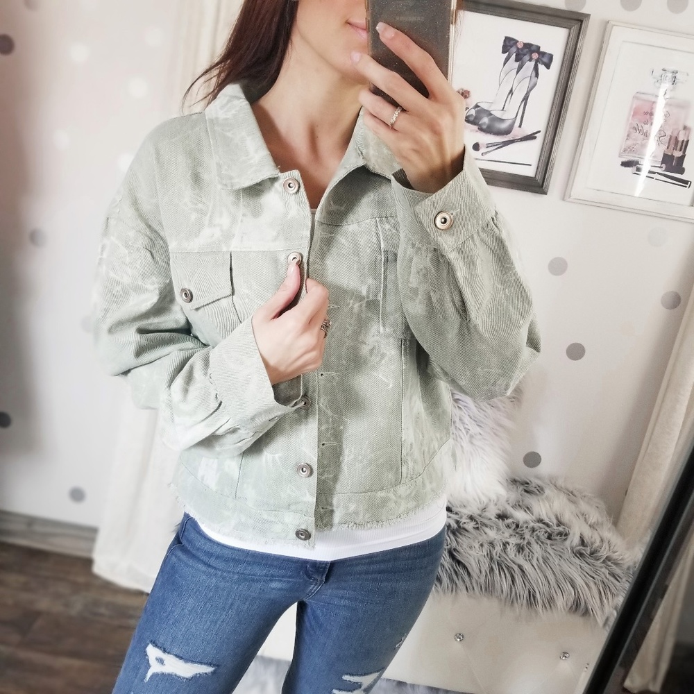 Sage Tie Dye Denim Cropped Jacket Lightweight Fall Button Up Jacket - Picture 5 of 10